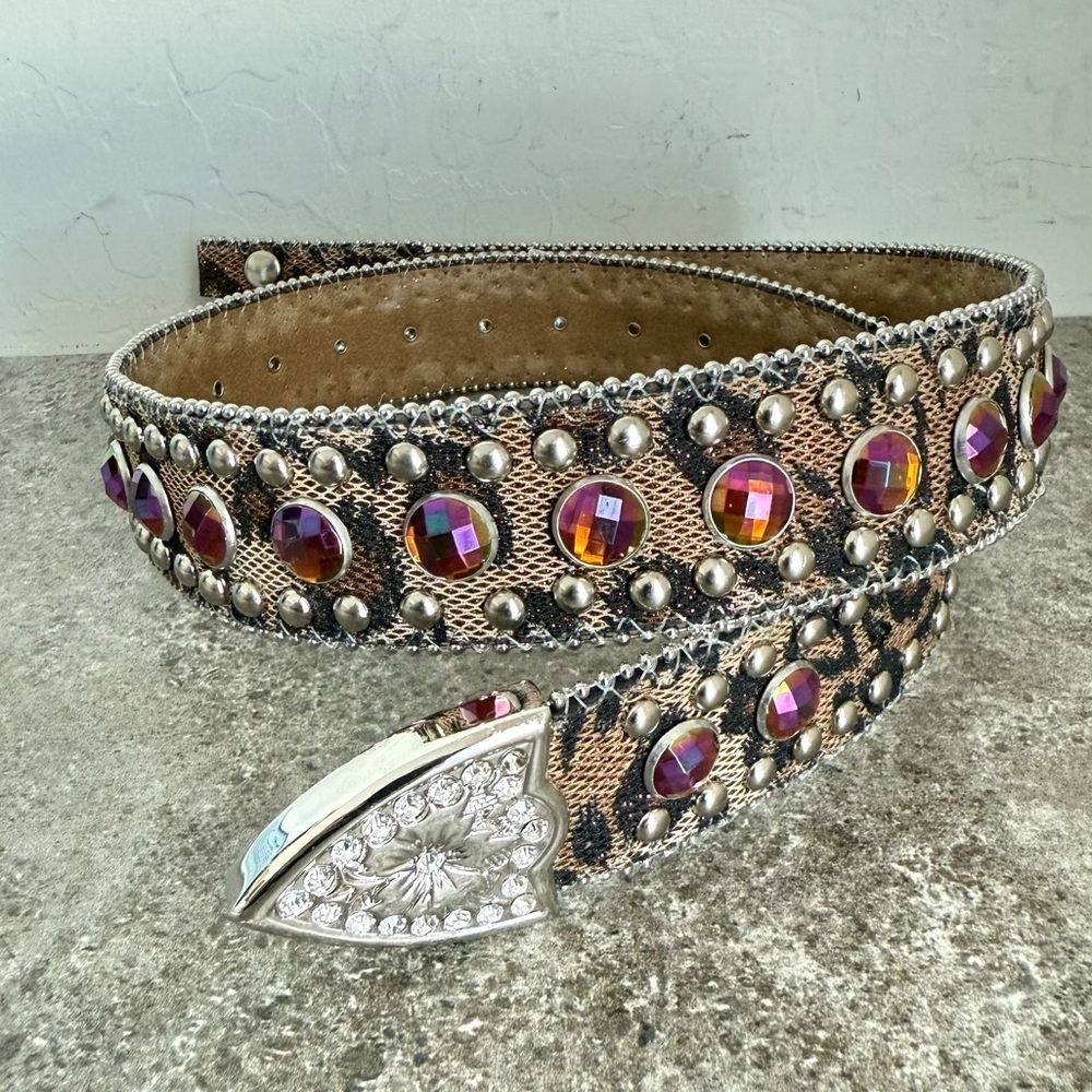 NWT Blazin Roxx Rhinestone Western Leather size S Length is 35 inches